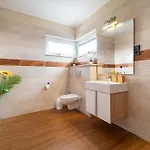 Abg House * Ecser